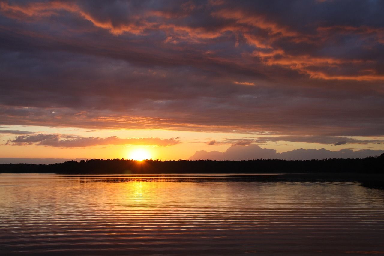 Odkrywaj nowe miejsca, zacznij od apartamentów z widokiem na jezioro